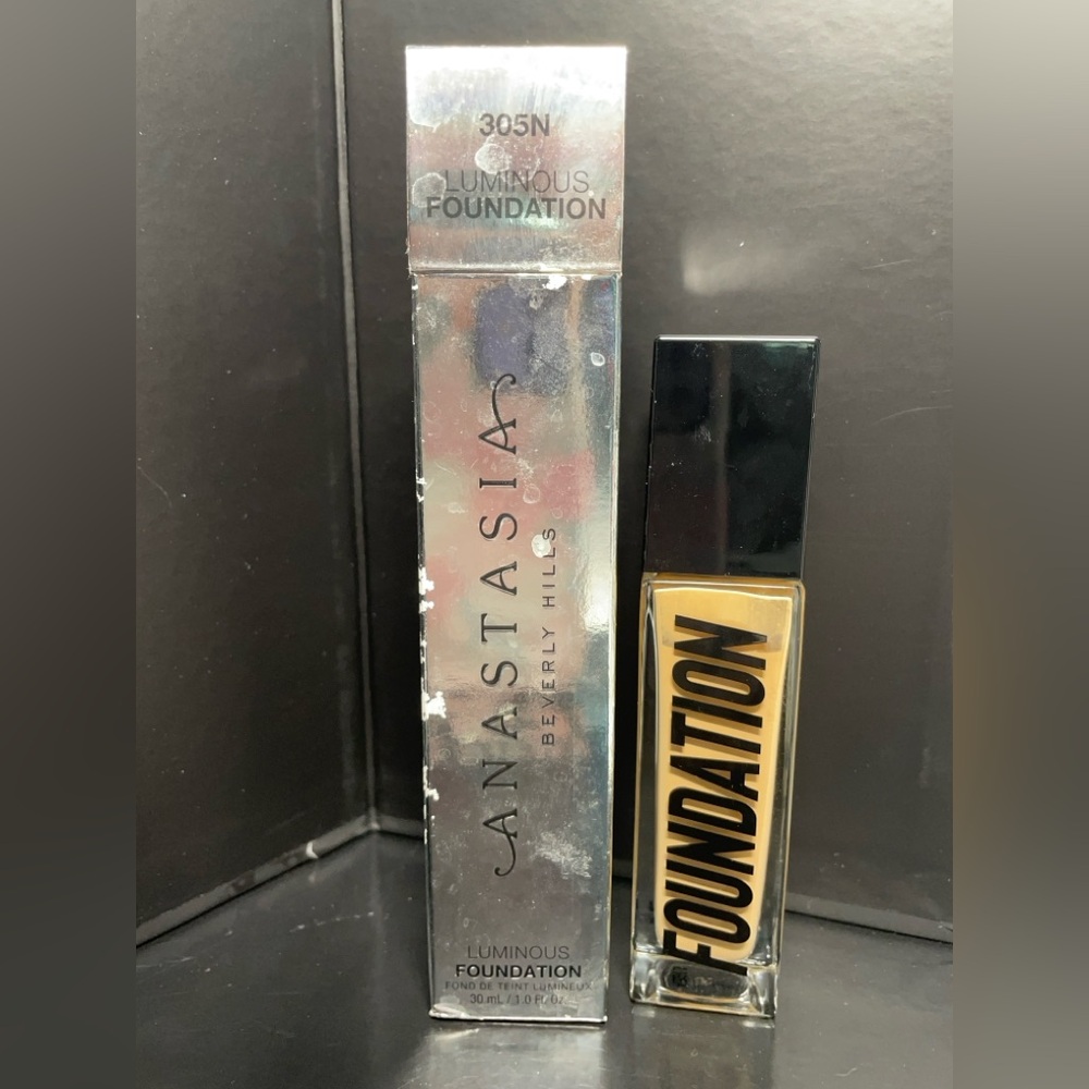 Anastasia Beverly Hills Luminous Foundation 305N